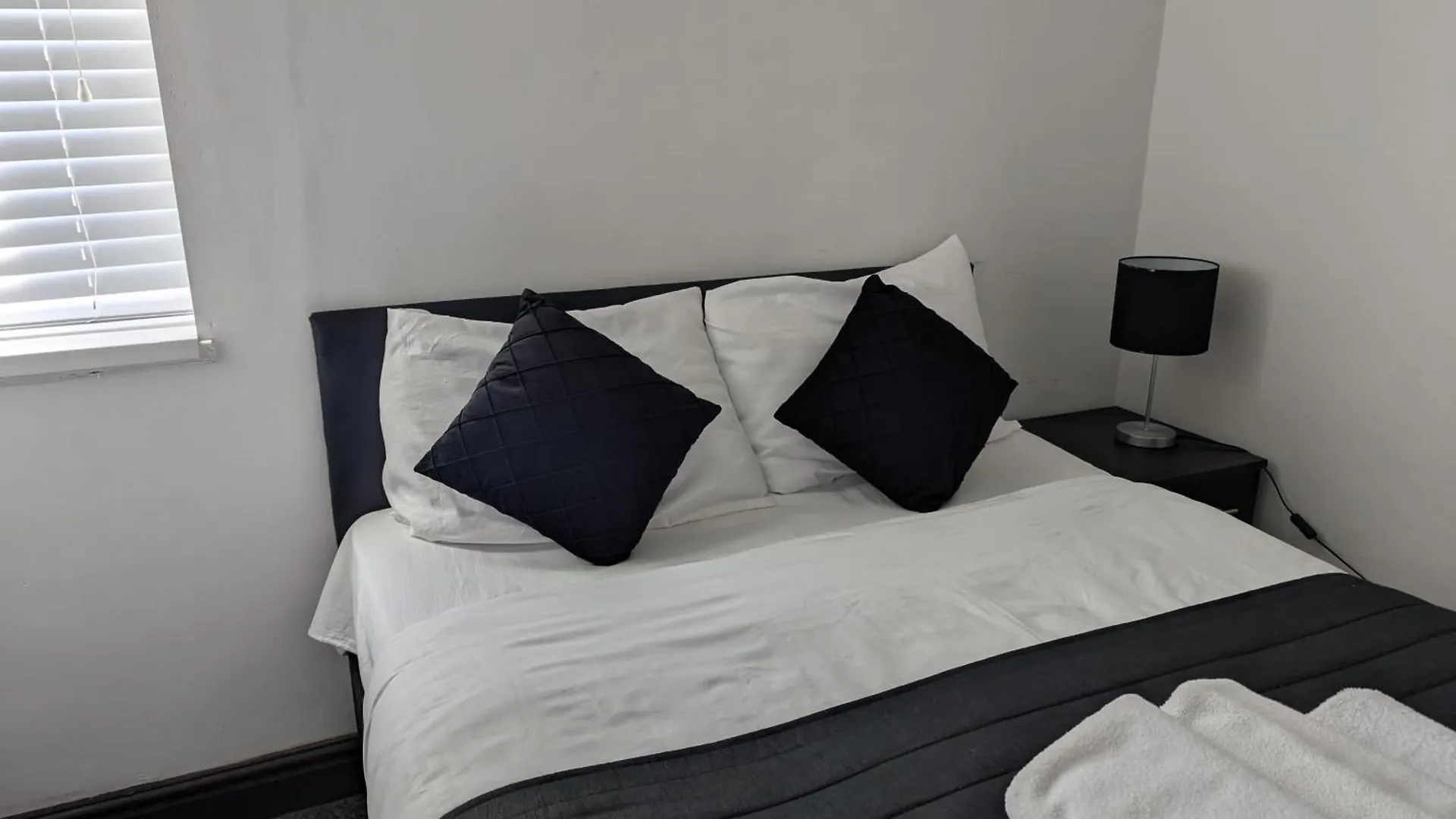 Oyo Firs Lodge London Heathrow Hounslow 2*,  United Kingdom